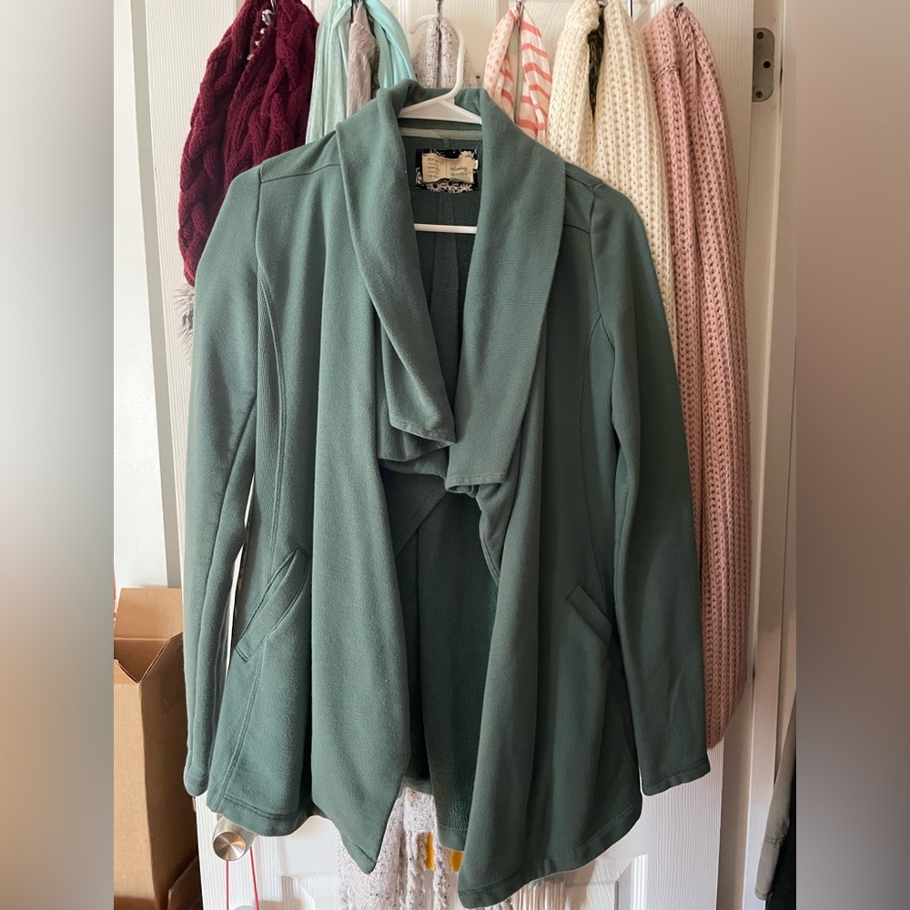 Anthropologie sweatshirt Cardigan
